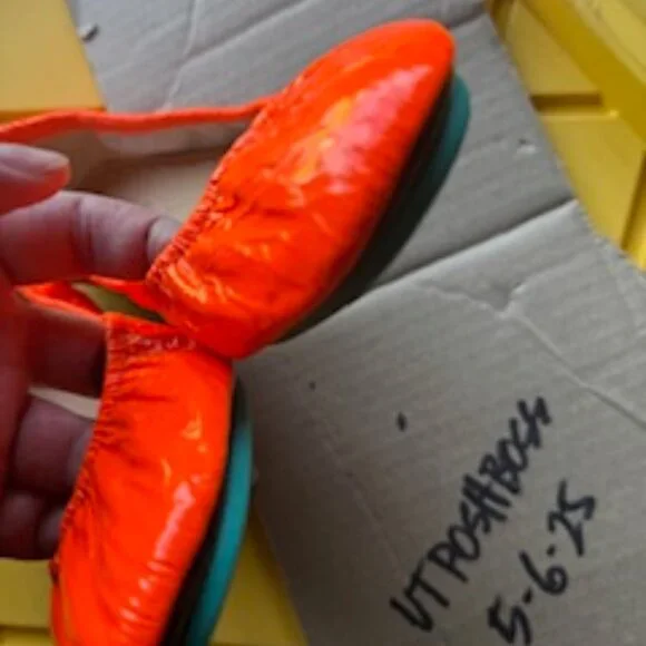 Tieks by Gavrieli Outrageous Orange Patent ballet flats, Size 11 like NEW - Picture 6 of 10